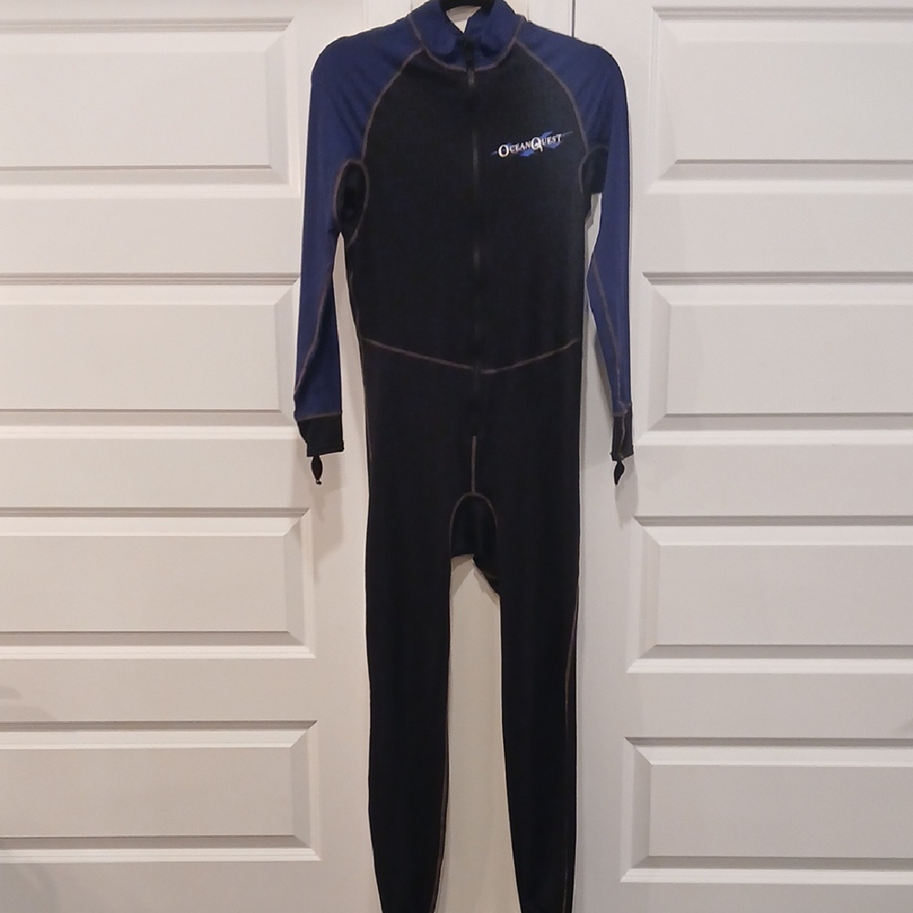 OceanQuest Dive Suit Size Medium